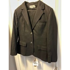 NWT VGT Wool/Poly Blend Villager Suit (Size 14)
